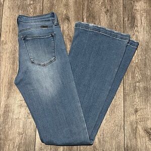 KANCAN JEANS